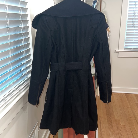 Guess Coat - Picture 2 of 2